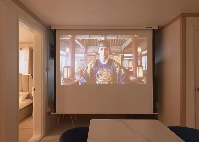 Villa 서울역도보5분넓은휴식공간캐리어무료보관티정원명동홍대이태원근처 최고입지 *